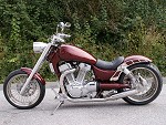 Suzuki VS 1400 Intruder Red Tiger